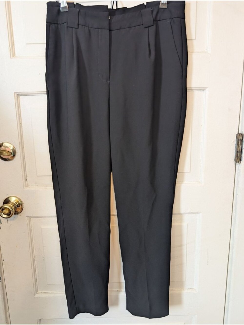 Express Women's Black Pleated Tapered Dress Pants Size 10 Office Minimalist